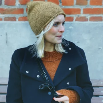 Baggy Lue av PetiteKnit - Oppskrift