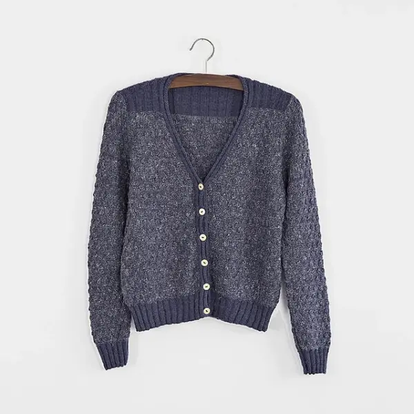 Helle Cardigan av Helga Isager - Garnpakke (tofarget variant)