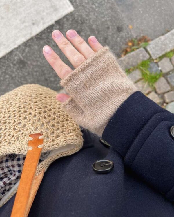 Penny Gloves av PetiteKnit - Oppskrift