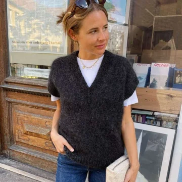Weekend Slipover V-neck av PetiteKnit - Oppskrift