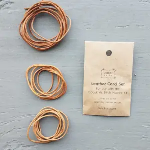 cocoknits_leather_cord_set_pakke