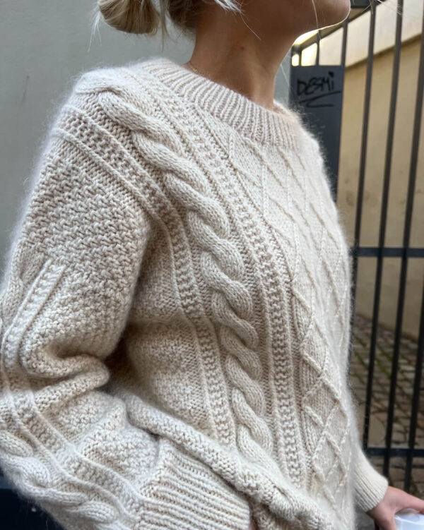 Moby Sweater av Petiteknit - Garnpakke i Jensen og Silk mohair hos Fru Kvist