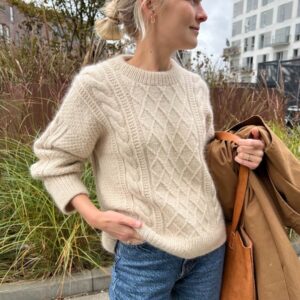 moby sweater - PetiteKnit hos Fru Kvist - garnpakke strikkepakke