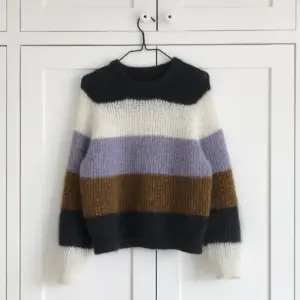 Sekvens Sweater av Petiteknit - Garnpakke hos Fru Kvist