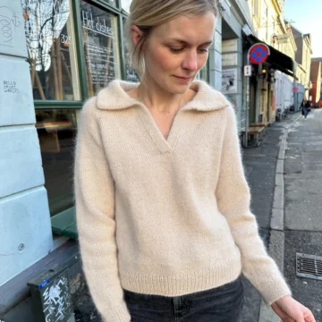 Elisabeth Blouse av PetiteKnit - Garnpakke i Pernilla